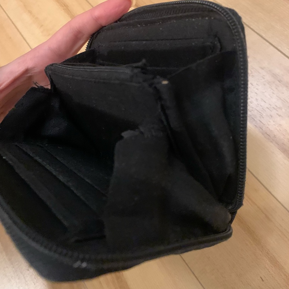 Rosetti well used leather zip wallet - Picture 5 of 7